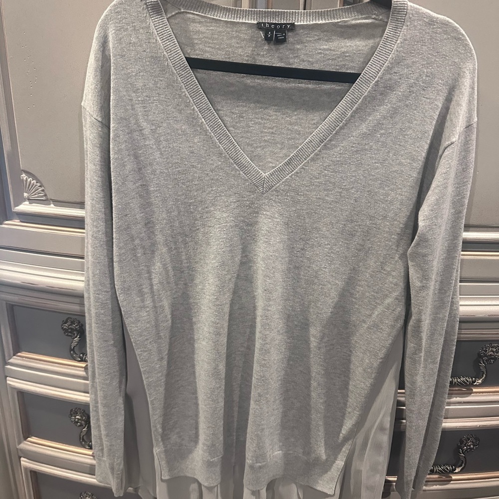 NWOT Theory Cashmere blend V-Neck Sweater/Tunic with silk layer, Small